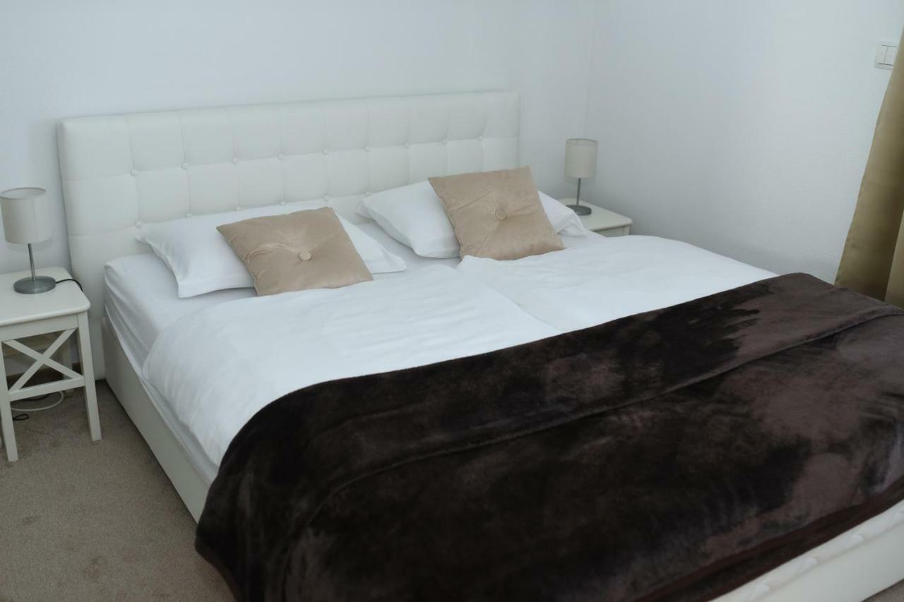 Apartman Livno شقة *